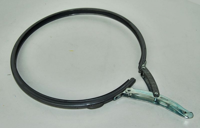 Drum clamp for 120L drum