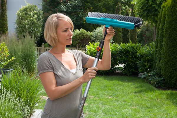 cs-garden broom