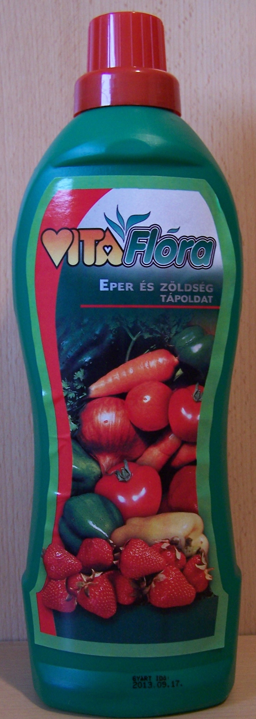 Vitaflor hranilna raztopina za zelenjavo in jagode 1l