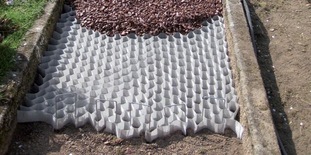 Geocella DuPont™ Plantex® GroundGrid® 190 g/m2 1.25x8 m (55x50mm)