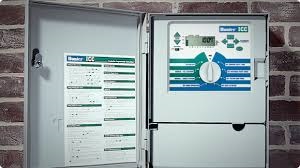 Hunter ICC 8 con kovinsko ohišje z možnostjo razširitve