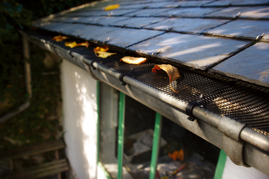 Črni Leafprotec 6mx0,17m (5x5 mm)