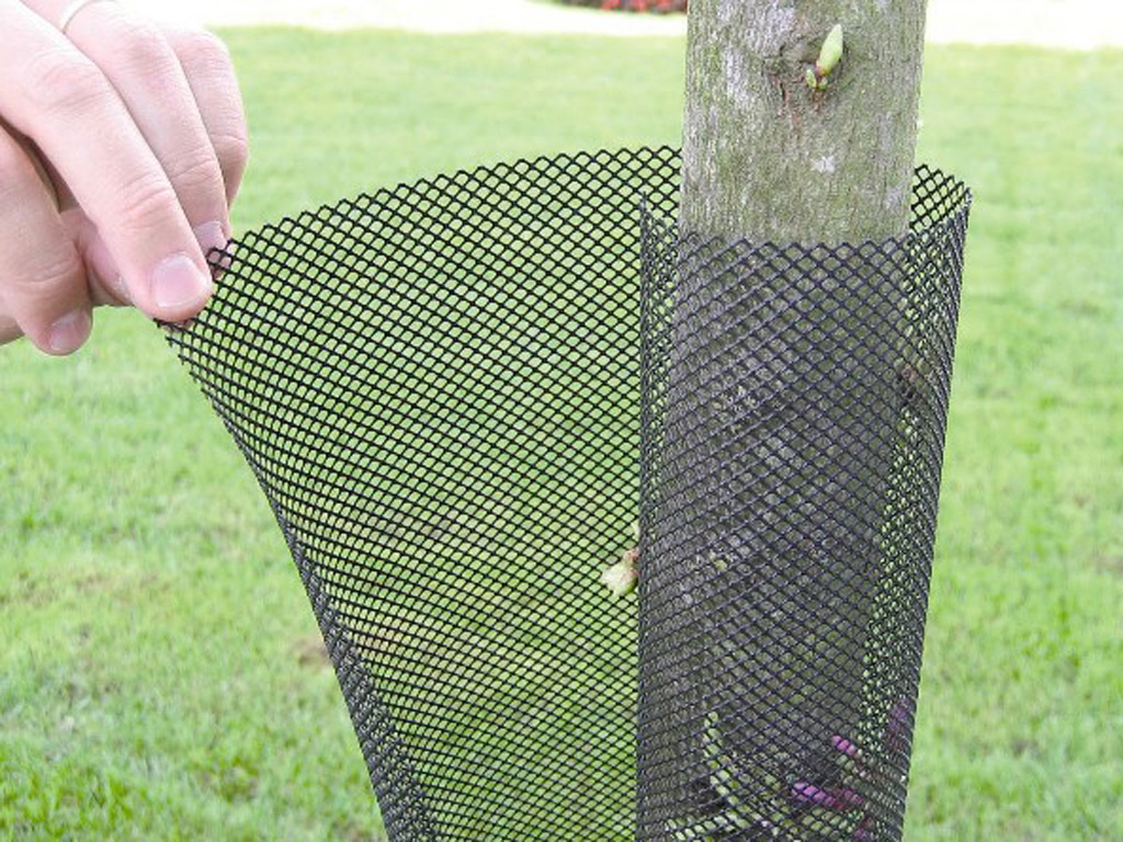 Mreža za zaščito dreves Treex črna 110 cm (premer 6 cm)